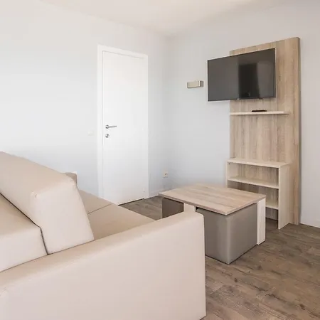New Holiday For 4 People With Seaview Prázdninový dům *